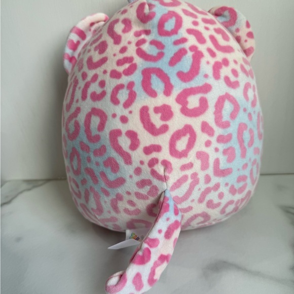 SQUISHMALLOWS Brandi The Cheetah Queen Pink Cat KellyToy 8" Tall - Picture 2 of 4
